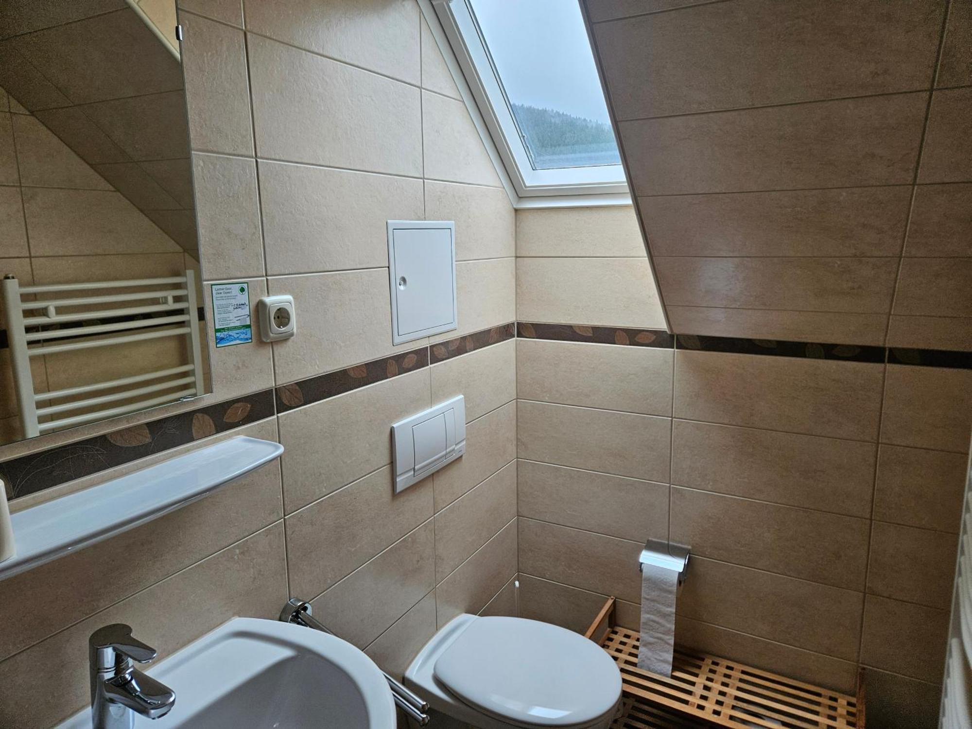 Cafe Koenig Hotell Oberwiesenthal Rom bilde