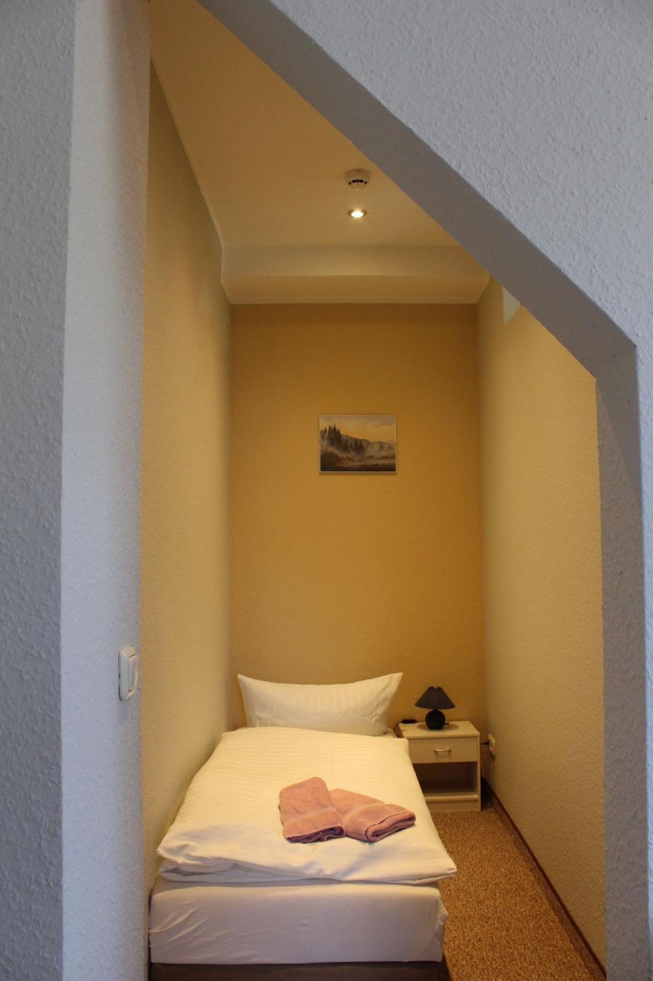 Cafe Koenig Hotell Oberwiesenthal Rom bilde